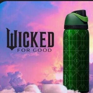 Wicked for Good Elphaba Owala Free Sip